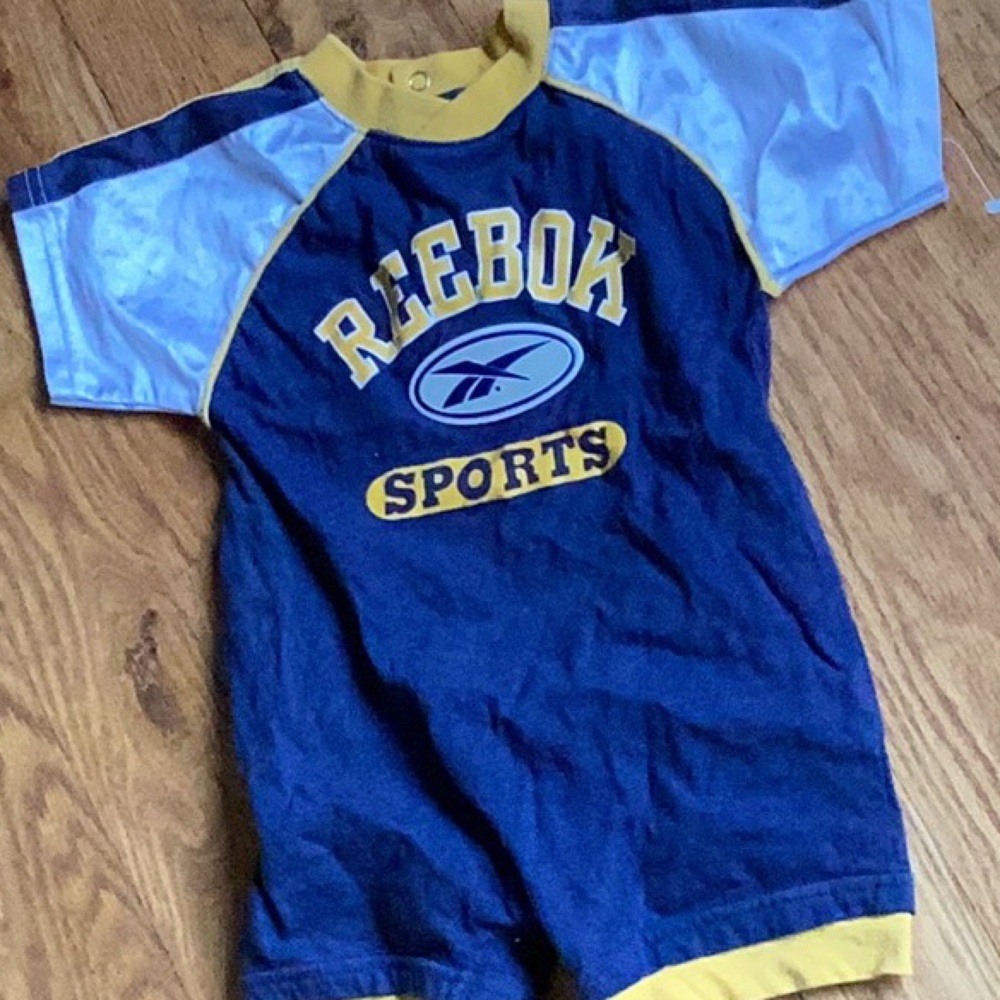 🧸 DEADSTOCK Toddler REEBOK Navy & Gold Unisex NWOT ONESIE